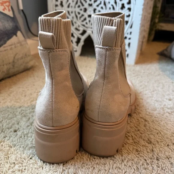 Women's Beige Chelsea Boots - Picture 5 of 9